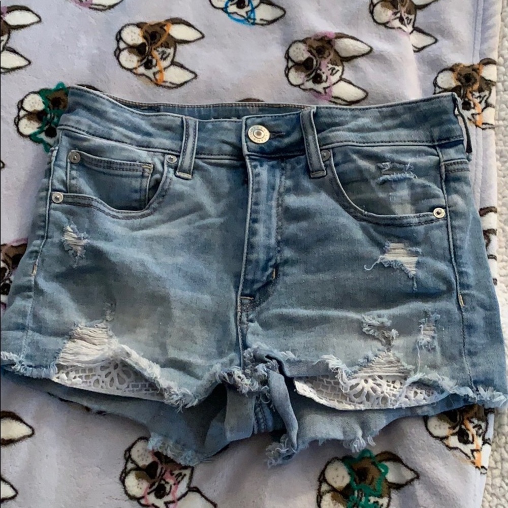 Mid rise American eagle jean shorts.
